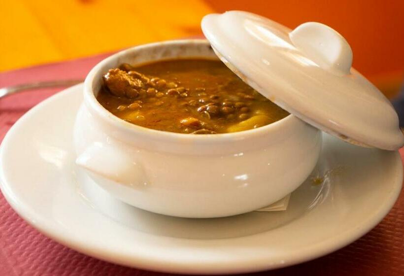 Пансион Hostal Rural Cal Xic Saldes