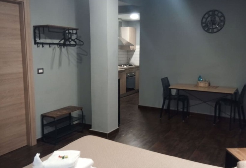 بنسيون Magia Di Mare