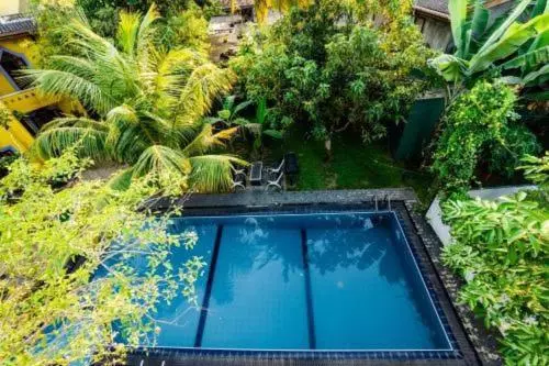 ペンション White House 101