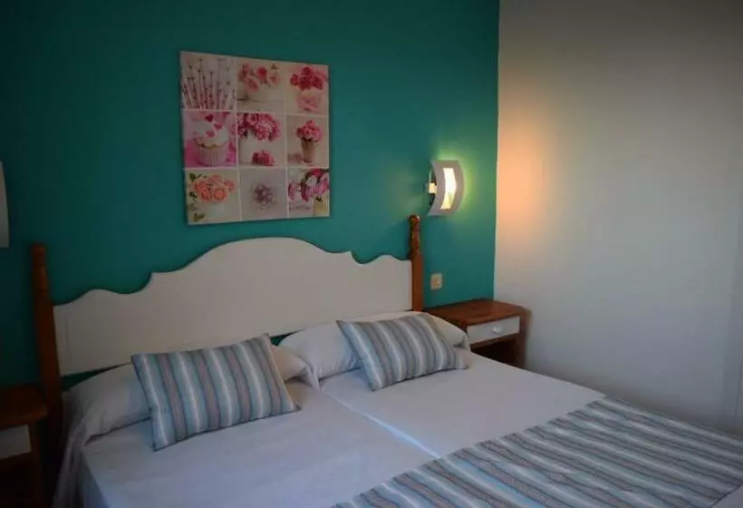 Apartamentos Castell Sol