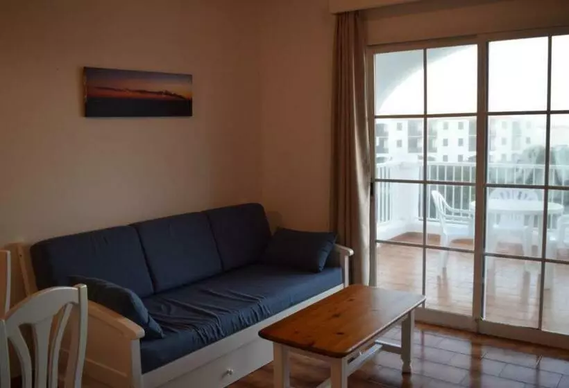 Apartamentos Castell Sol