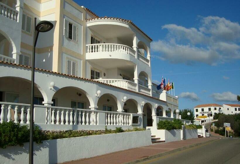 Apartamentos Castell Sol