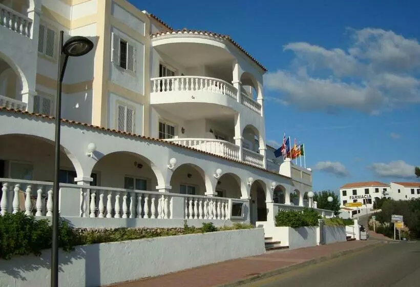 Apartamentos Castell Sol