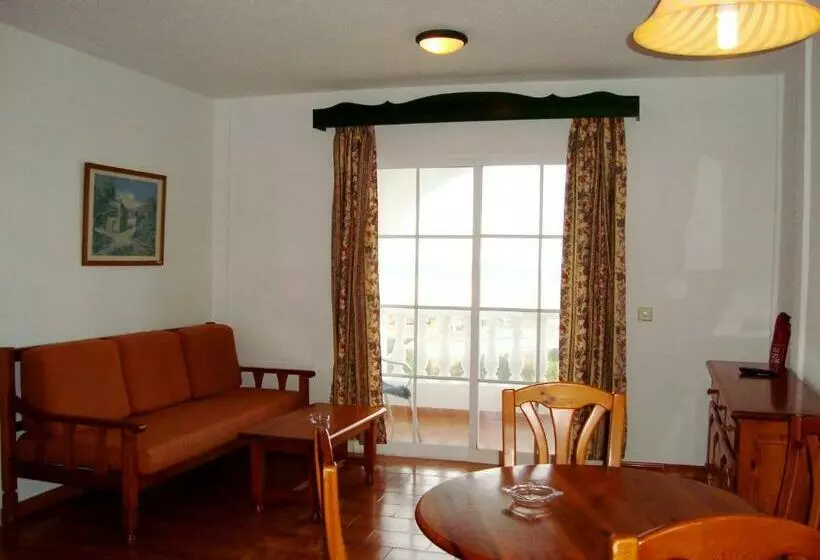 Apartamentos Castell Sol