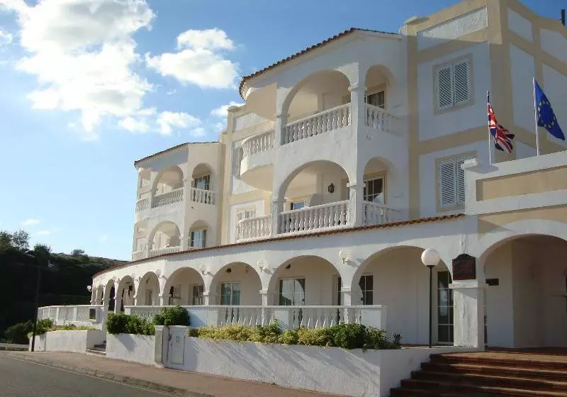 Apartamentos Castell Sol