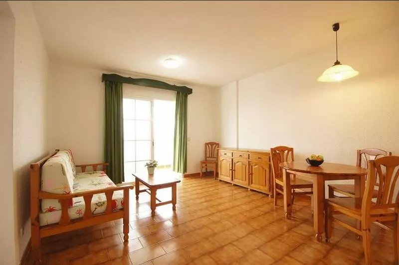 Apartamentos Castell Sol