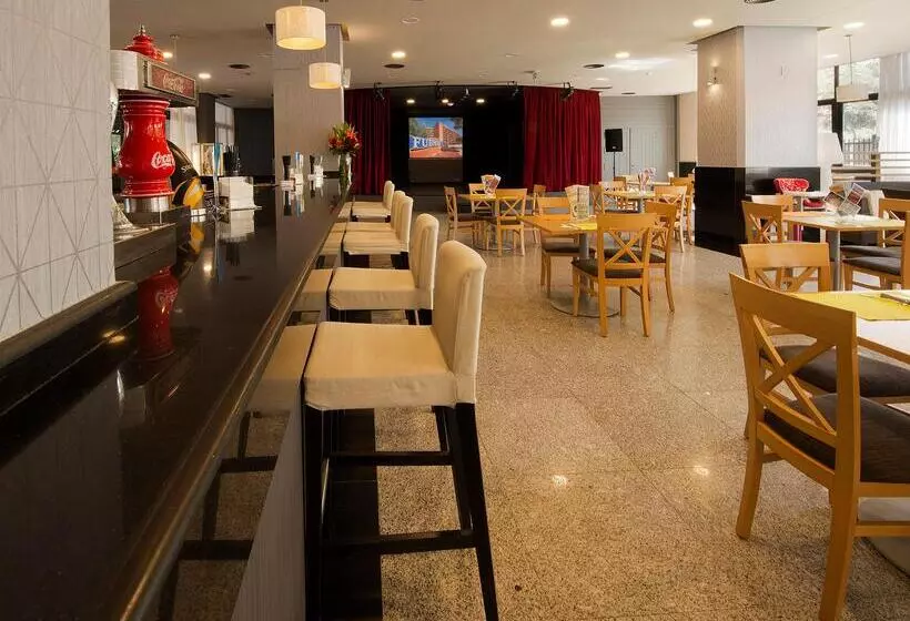 Fuengirola Beach Apartamentos Turisticos