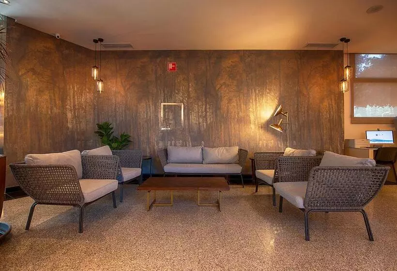 Fuengirola Beach Apartamentos Turisticos