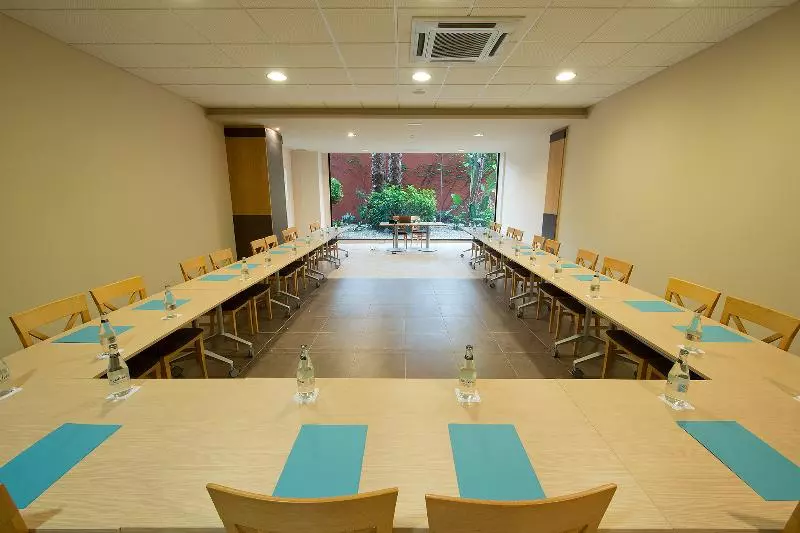 Fuengirola Beach Apartamentos Turisticos