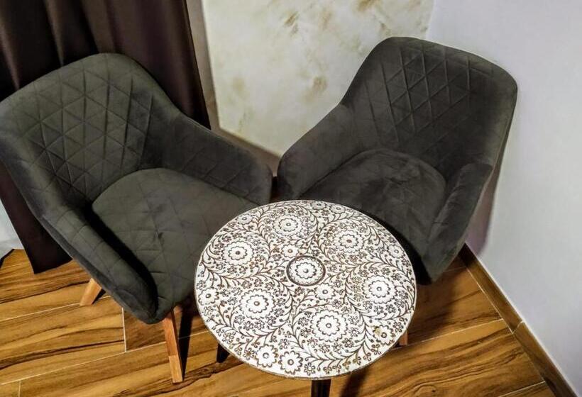 Hostal Restaurante La Mancha