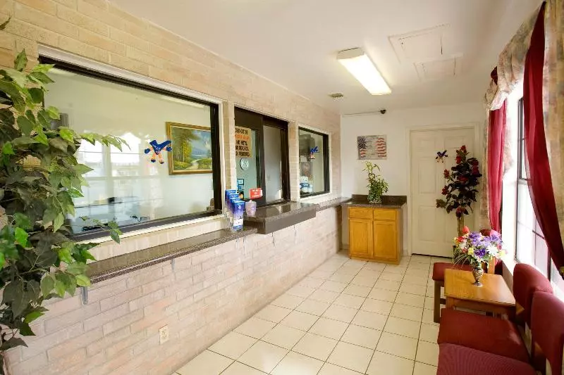 Отель Executive Inn & Suites Lackland Afb