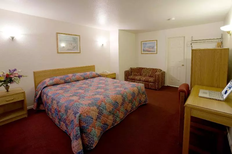 Отель Executive Inn & Suites Lackland Afb