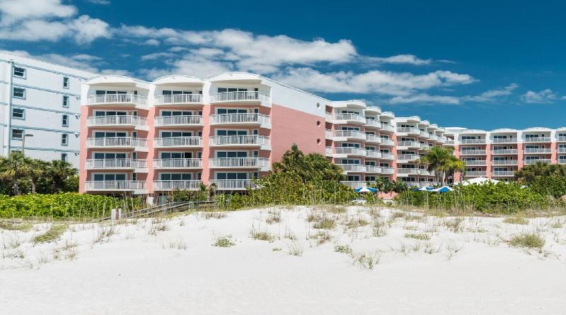 Отель Beach House Suites By The Don Cesar