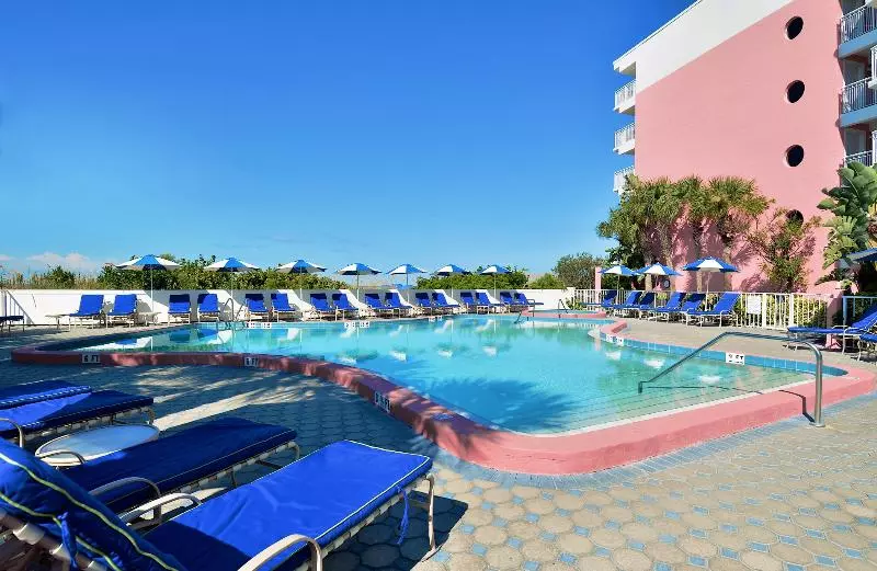 ホテル Beach House Suites By The Don Cesar