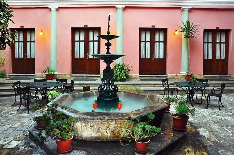 هتل Capital Plaza