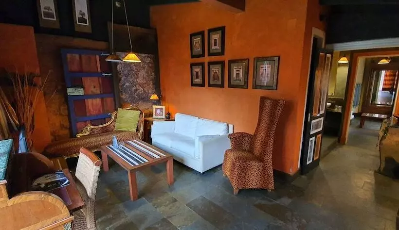 ホテル Casona Camino Real De Selores