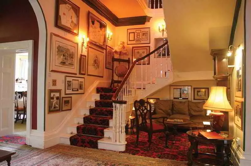 Hotel Deer Park Country