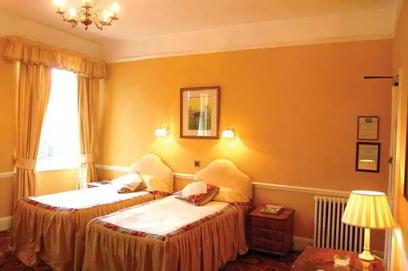 Hotel Deer Park Country