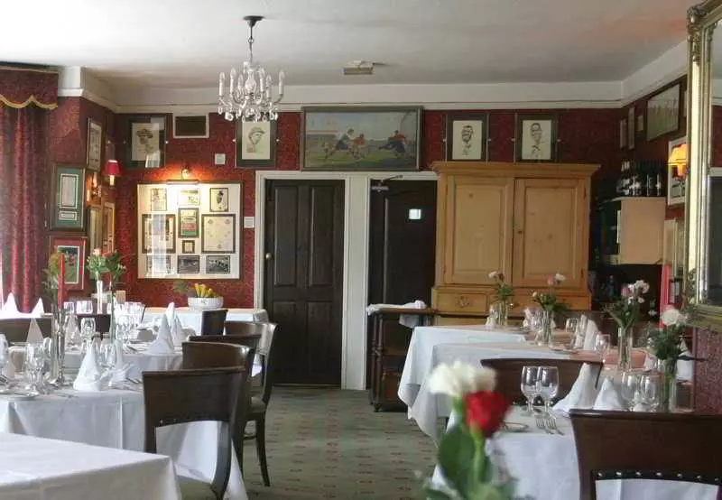 Hotel Deer Park Country