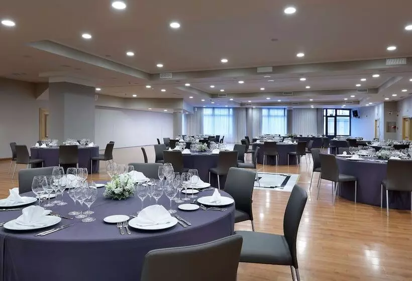 호텔 Eurostars Madrid Foro