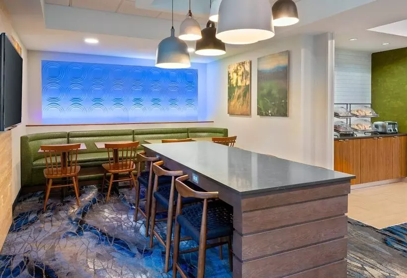 Отель Fairfield Inn And Suites By Marriott Clearwater