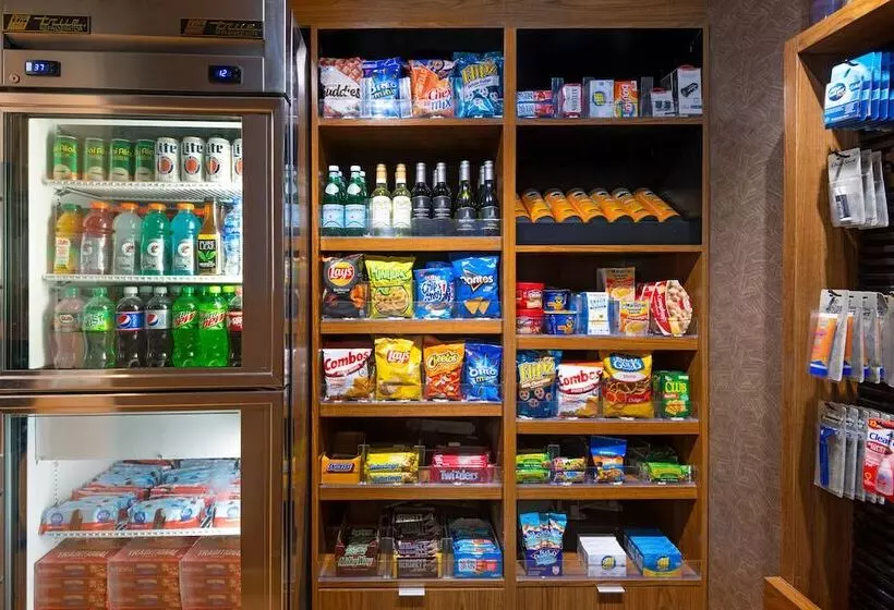 Отель Fairfield Inn And Suites By Marriott Clearwater