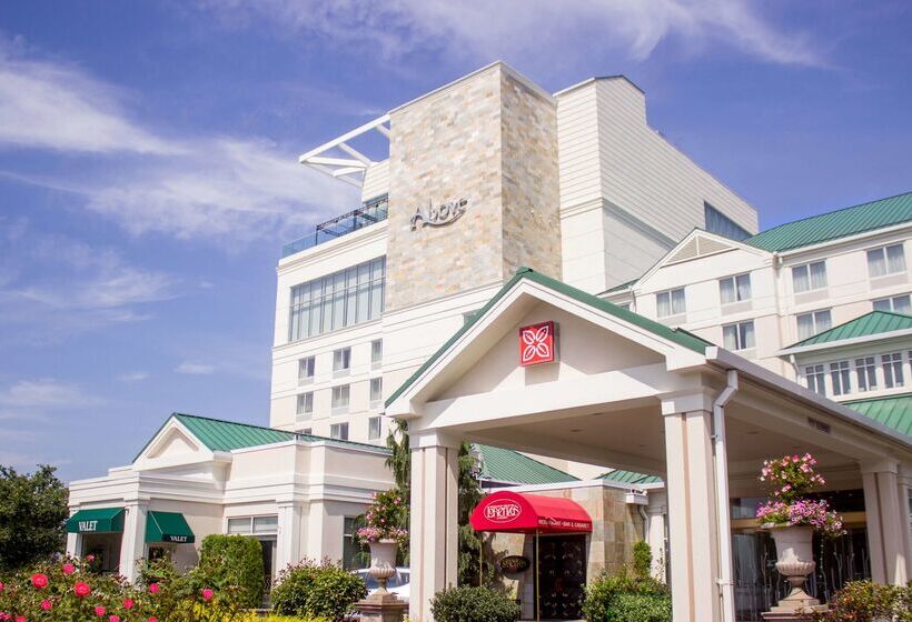 هتل Hilton Garden Inn New York / Staten Island