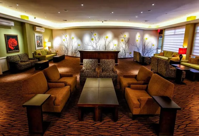 בית מלון כפרי Hilton Garden Inn New York / Staten Island