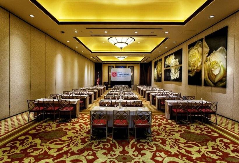 هتل Hilton Garden Inn New York / Staten Island