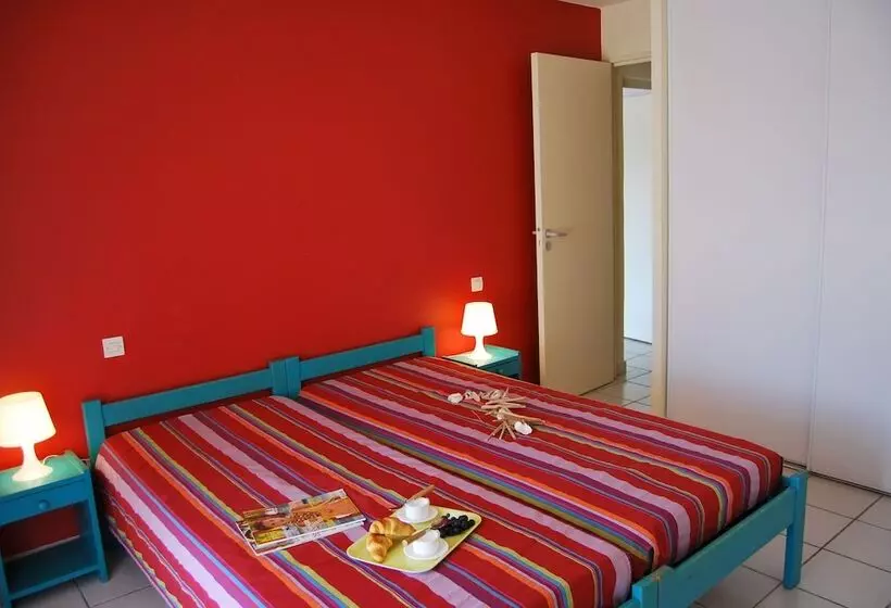 Отель Lagrange Vacances Le Village Des Aloés