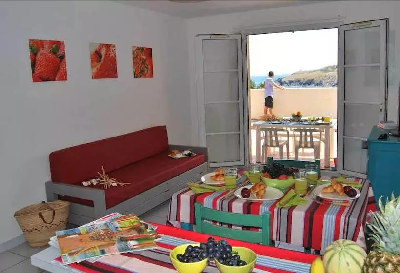 Отель Lagrange Vacances Le Village Des Aloés