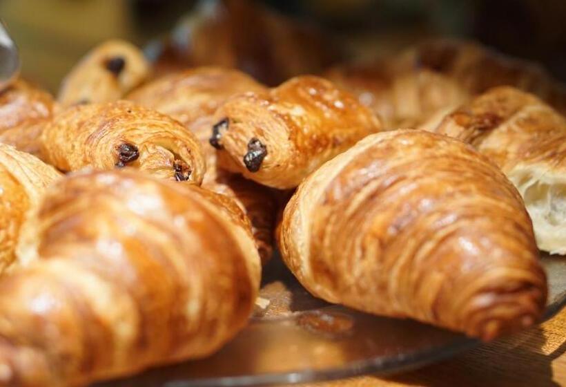 هتل Le Châtelain