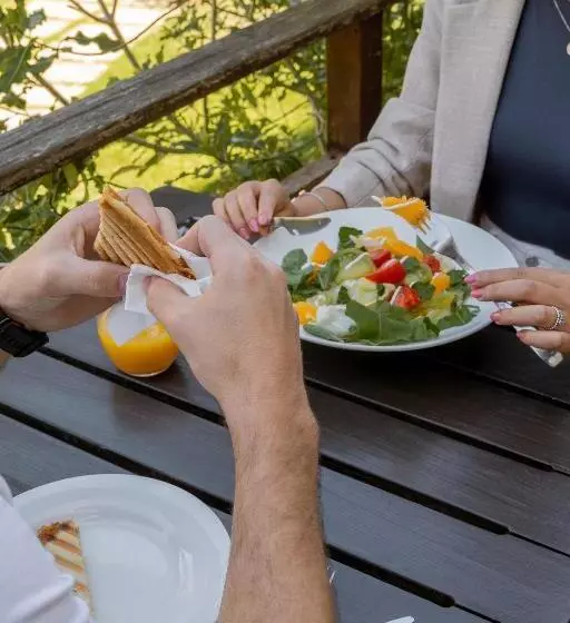 Отель Miravillas