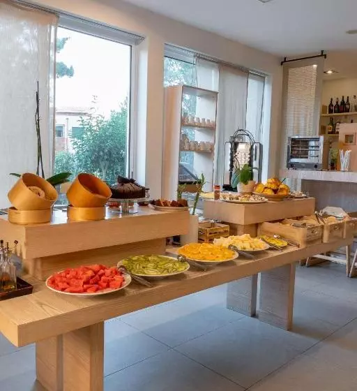 Отель Miravillas