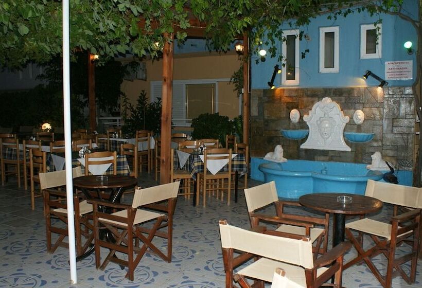 בית מלון כפרי Roxani