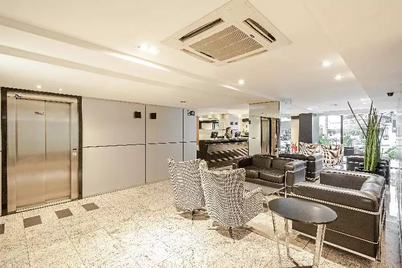 호텔 Slaviero Curitiba Batel