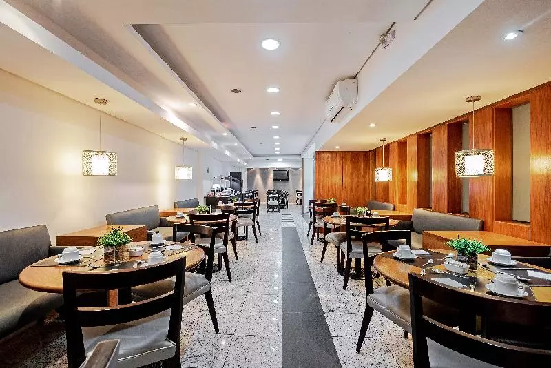 호텔 Slaviero Curitiba Batel