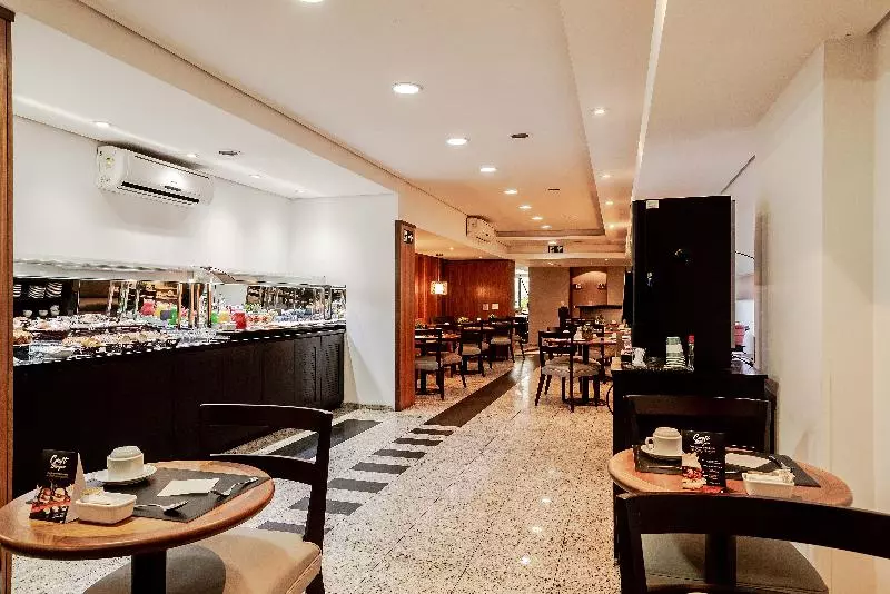 호텔 Slaviero Curitiba Batel