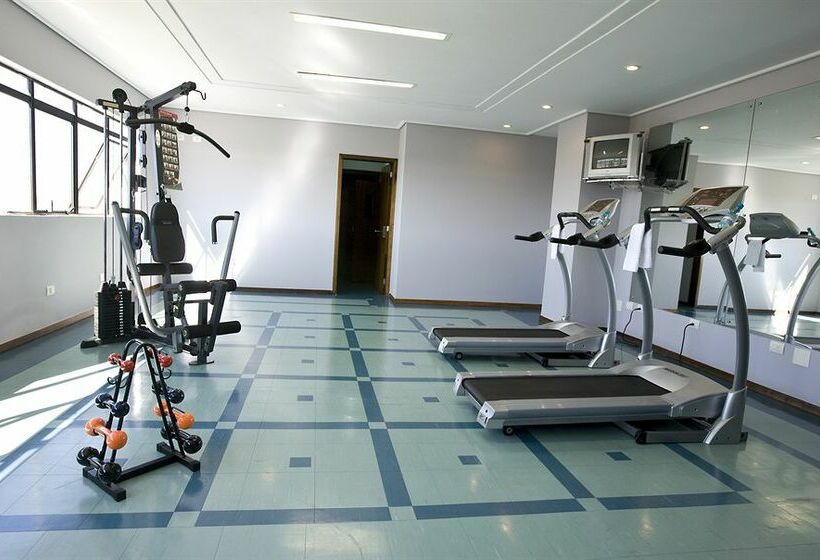 فندق Slaviero Executive Pinhais