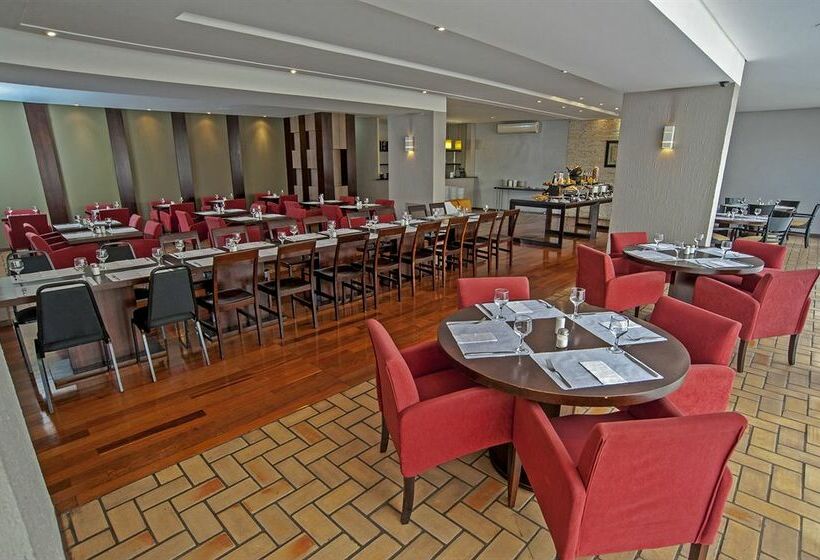 فندق Slaviero Executive Pinhais