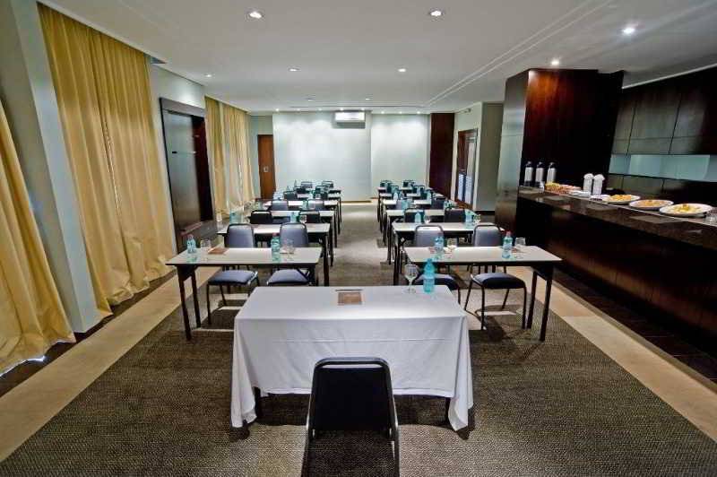 فندق Slaviero Executive Pinhais