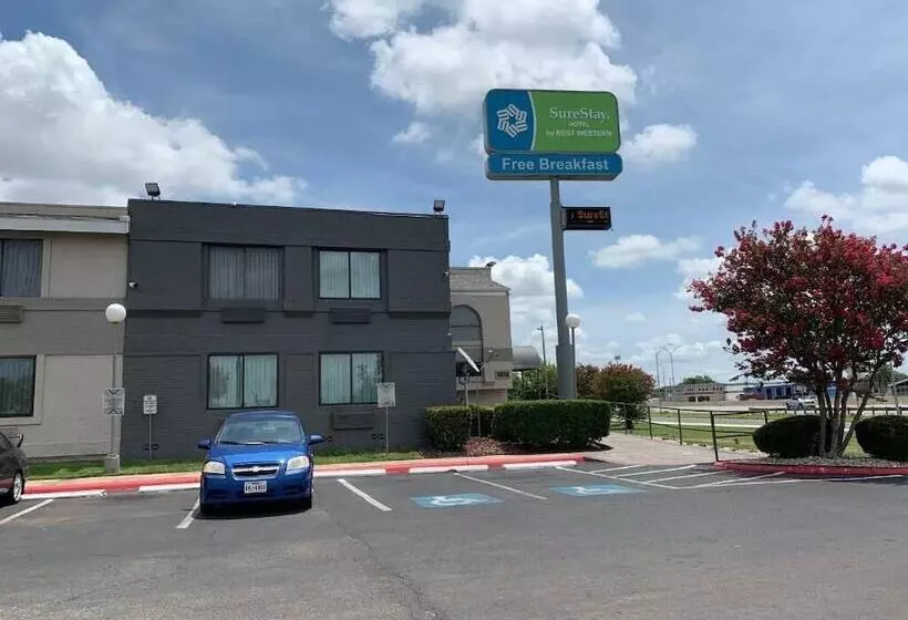 Hotelli Travelodge By Wyndham San Antonio Downtown Northeast