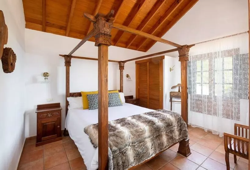 Las Casas Del Chorro