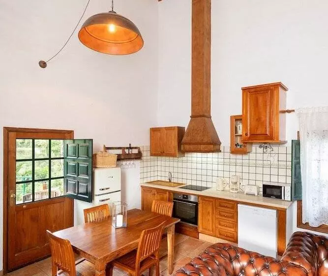 Las Casas Del Chorro