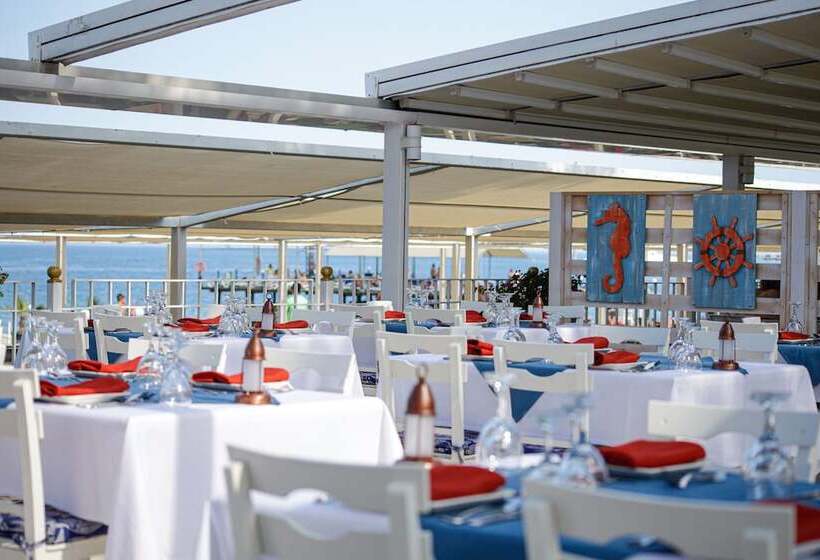 استراحتگاه Catamaran Quality Times