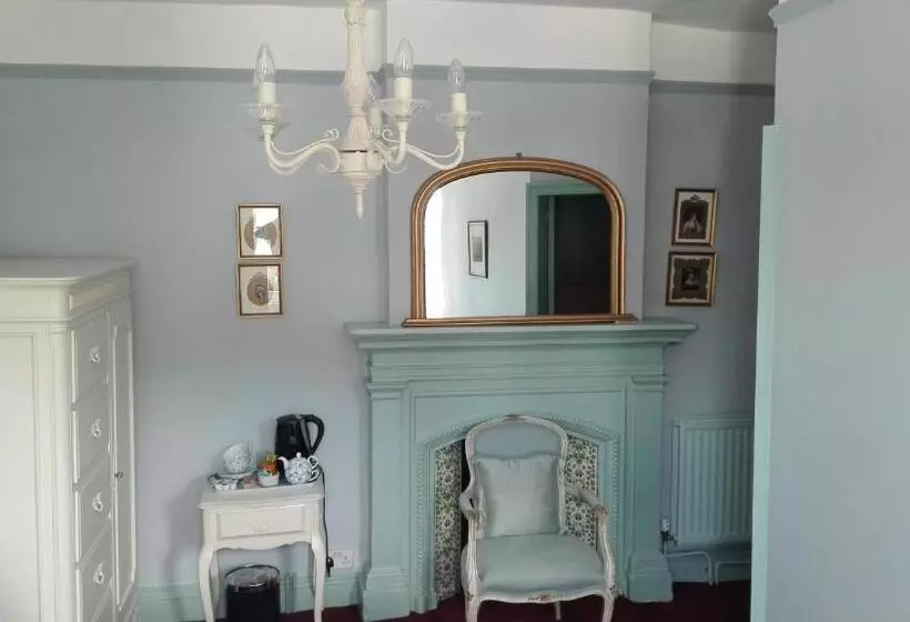 هاستل The Merlin