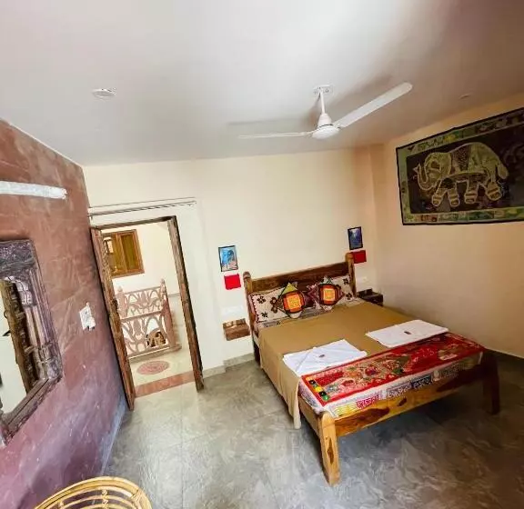 Hotelli Corsican Haveli