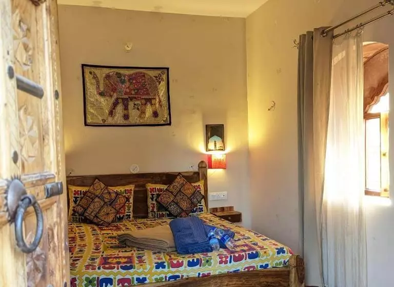 Hotelli Corsican Haveli