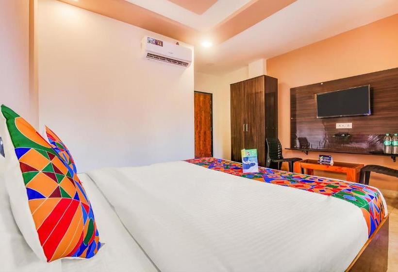 Hotel Fab S Ramada Hills