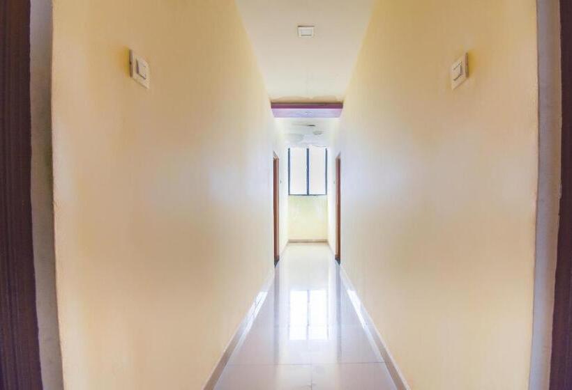 Отель Spot On Kanyaratna And Lodging